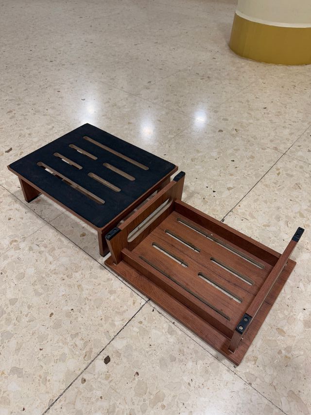 Taburete bajo antideslizante madera maziza