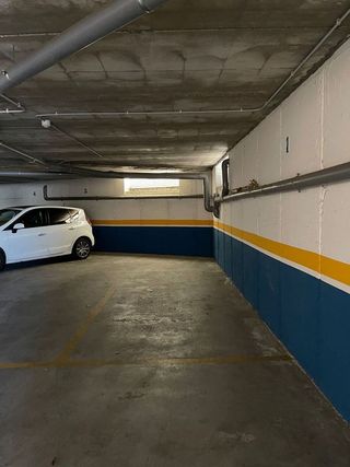 Garaje en alquiler en Villaquilambre