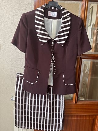 Traje Carmen Ramirez chaqueta y falda.