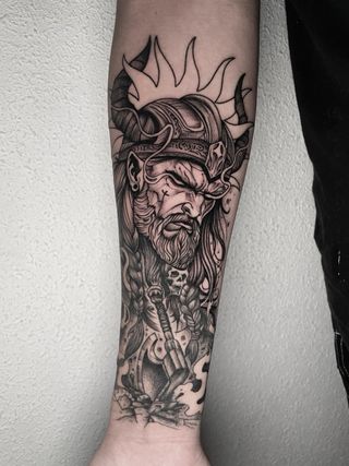 TATUADOR SEVILLA 