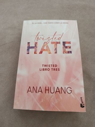 Twisted 3. Twisted hate: Edición limitada a pre...