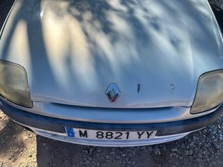 Renault Clio 1.2 16v 