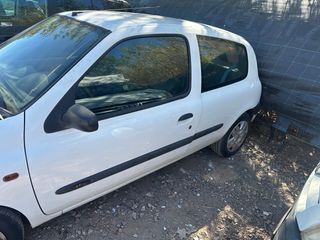 Renault Clio 1.2 16v 
