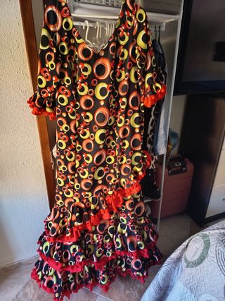 Traje de flamenca nuevo!!! Talla especial 48-50