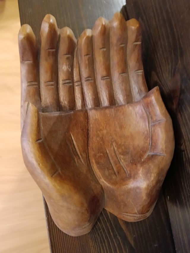 Cuenco madera tallado a mano