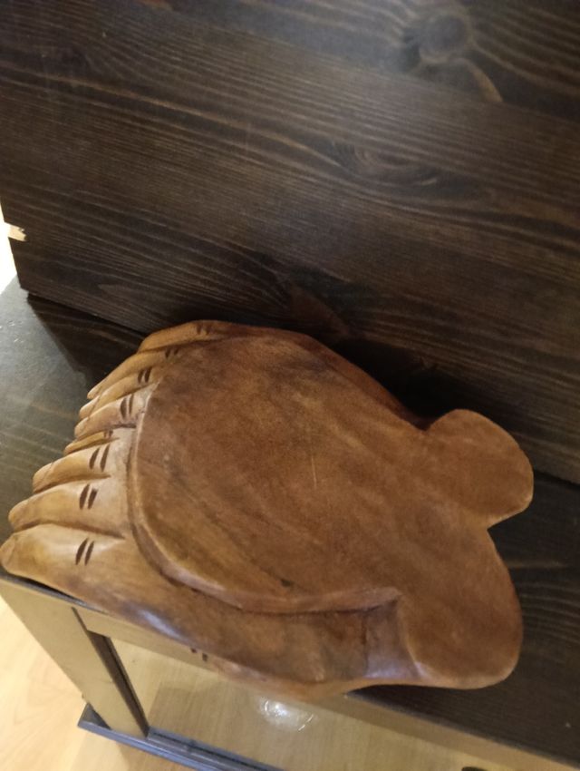 Cuenco madera tallado a mano