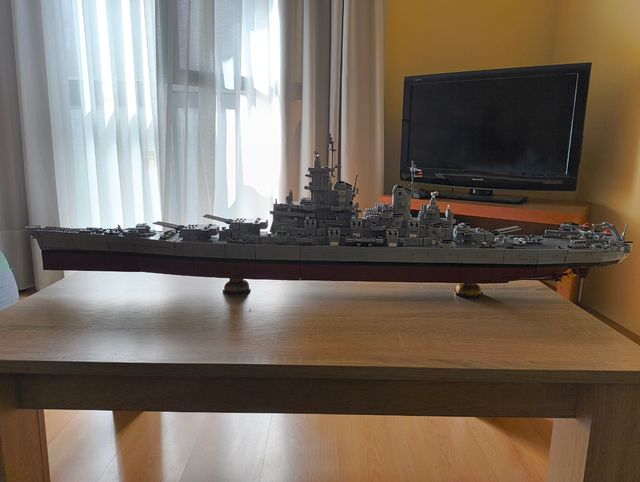 Lego USS Iowa 1:200 MOC