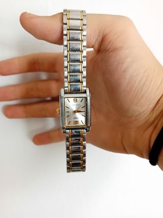 Reloj Casio Mujer Dorado y Plateado