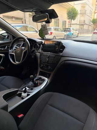 Opel Insignia 2011