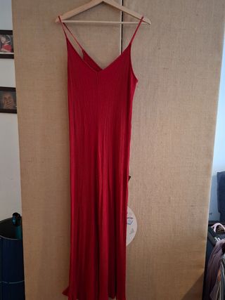 Mono rojo ancho