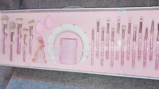 Set de brochas de maquillaje JOS brillantes 