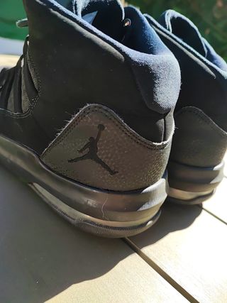 Zapatillas Nike Jordan Negras