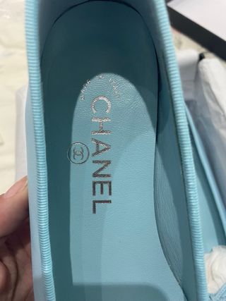 Bailarinas Chanel bicolor azul celeste piel