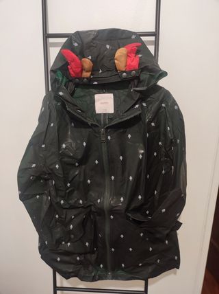 Chubasquero Pull&Bear Navideño Talla S