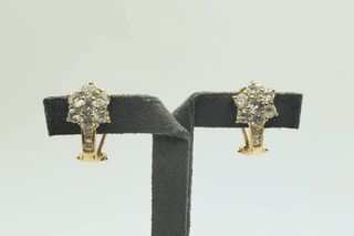 PENDIENTES FLOR PIEDRAS BLANCAS ORO 18K