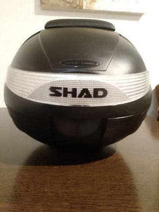 Baúl de moto SHAD