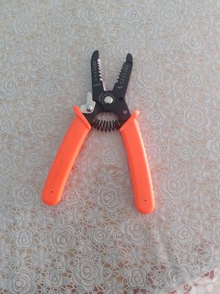 Pelacables para electricista