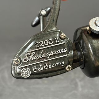 Mulinello in metallo da pesca Shakespeare 2200 II