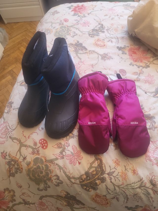 Botas de nieve Quechua Talla 36 y guantes