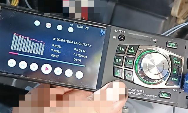 Radio, USB bluetooth con dos mandos