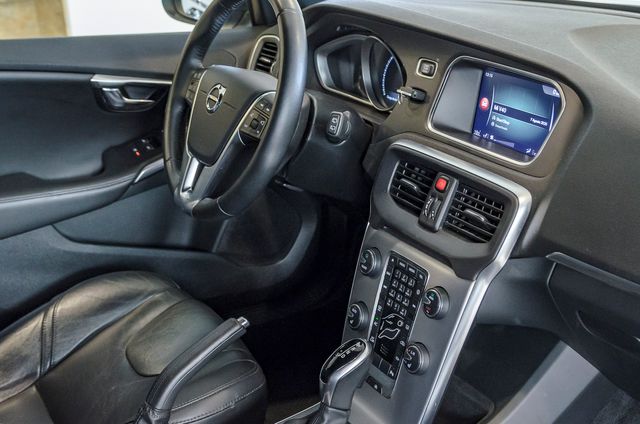 Volvo V40 D2 Inscription Aut. 120