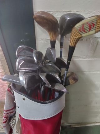 Bolsa de golf Wilson con 18 palos