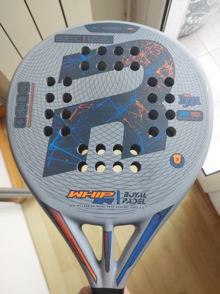 Pala Pádel Royal Padel Whip Hybrid 2024