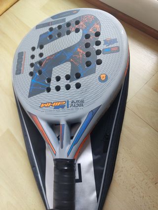 Pala Pádel Royal Padel Whip Hybrid 2024