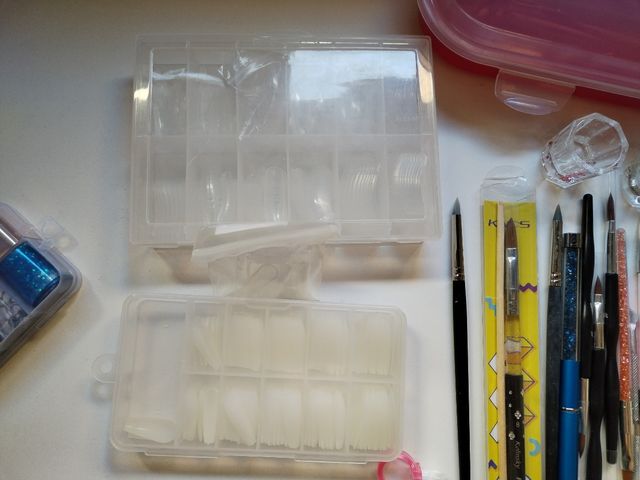 Kit Manicura Uñas: Lámparas, Brochas, Pegatinas