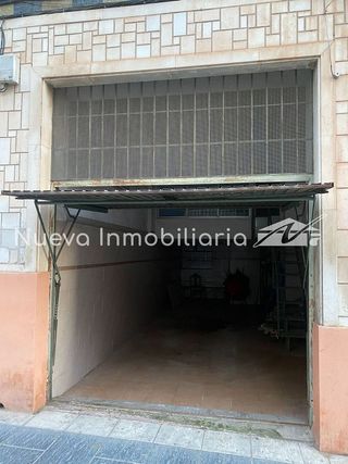 Garaje en venta en Linares
