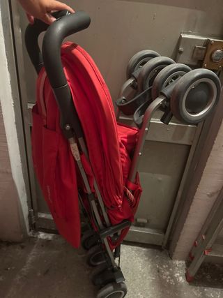 Silla de paseo Cybex roja