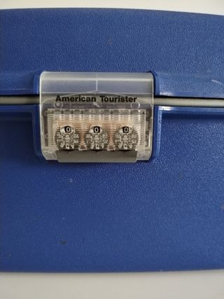 Maletín American Tourister con clave