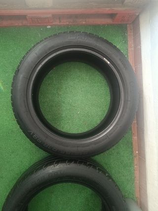 Ruedas Kormiran 215/55 R18 99V
Performance 