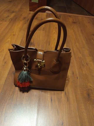 Bolso marrón Zara