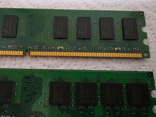 LOTE 2 MEMORIAS RAM - KINGSTON DDR2 - 2GB = 4GB