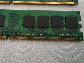 LOTE 2 MEMORIAS RAM - KINGSTON DDR2 - 2GB = 4GB
