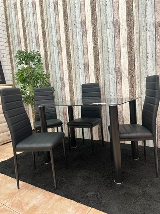 Conjunto Mesa Con 4 Sillas - Comedor