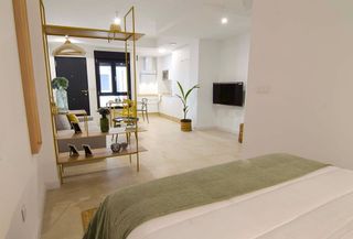 Piso en alquiler en La Goleta - San Felipe Neri en Málaga