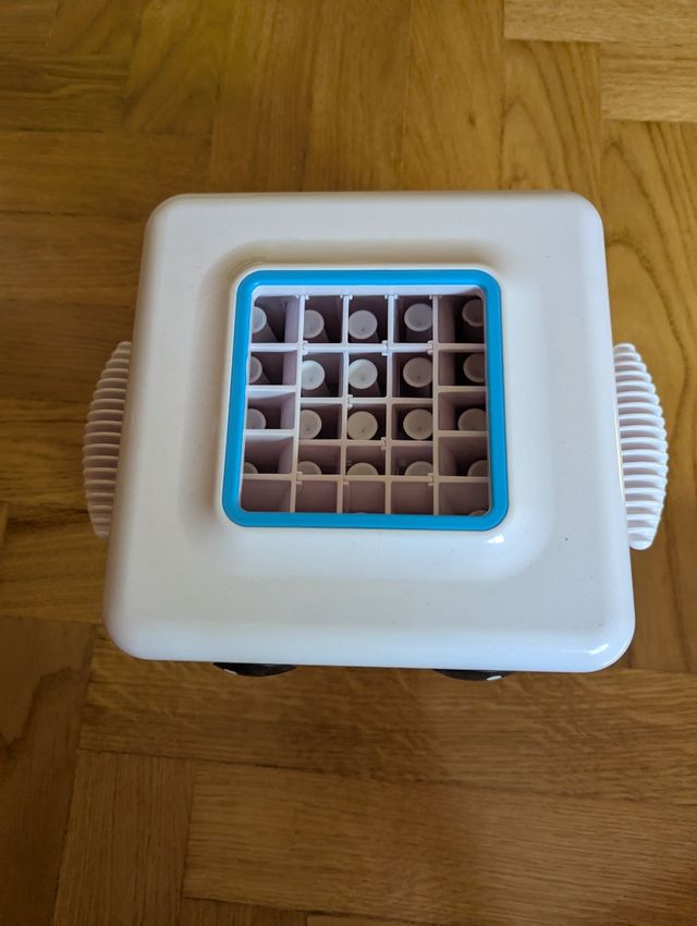 Juguete para hacer figuras con cubos