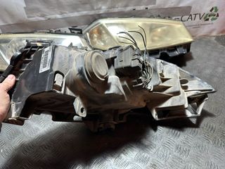 Faro Derecho Renault Megane II (2002)