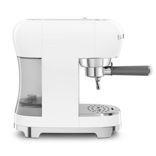 Cafetera Espresso Smeg ECF02WHEU Blanca