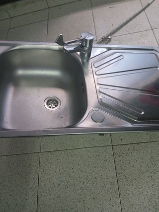Fregadero de cocina de acero inoxidable