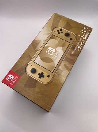 Consola- Nintendo Switch Lite Zelda
