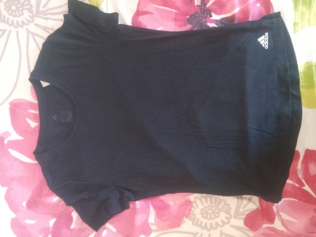 Camiseta Adidas Negra Corta