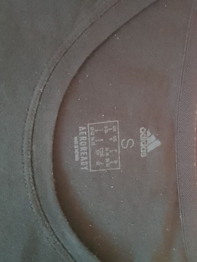 Camiseta Adidas Negra Corta