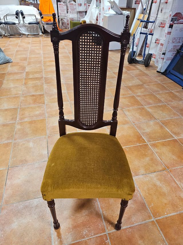 Seis sillas comedor madera y terciopelo