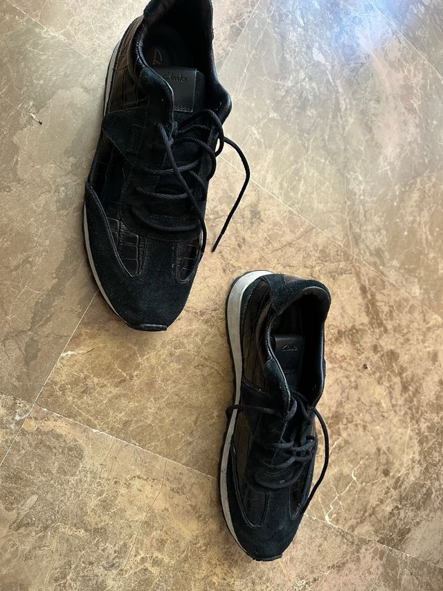 Zapatos Clarks Negros Piel y ante