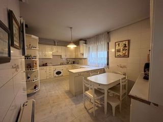 Casa adosada en venta en Mora