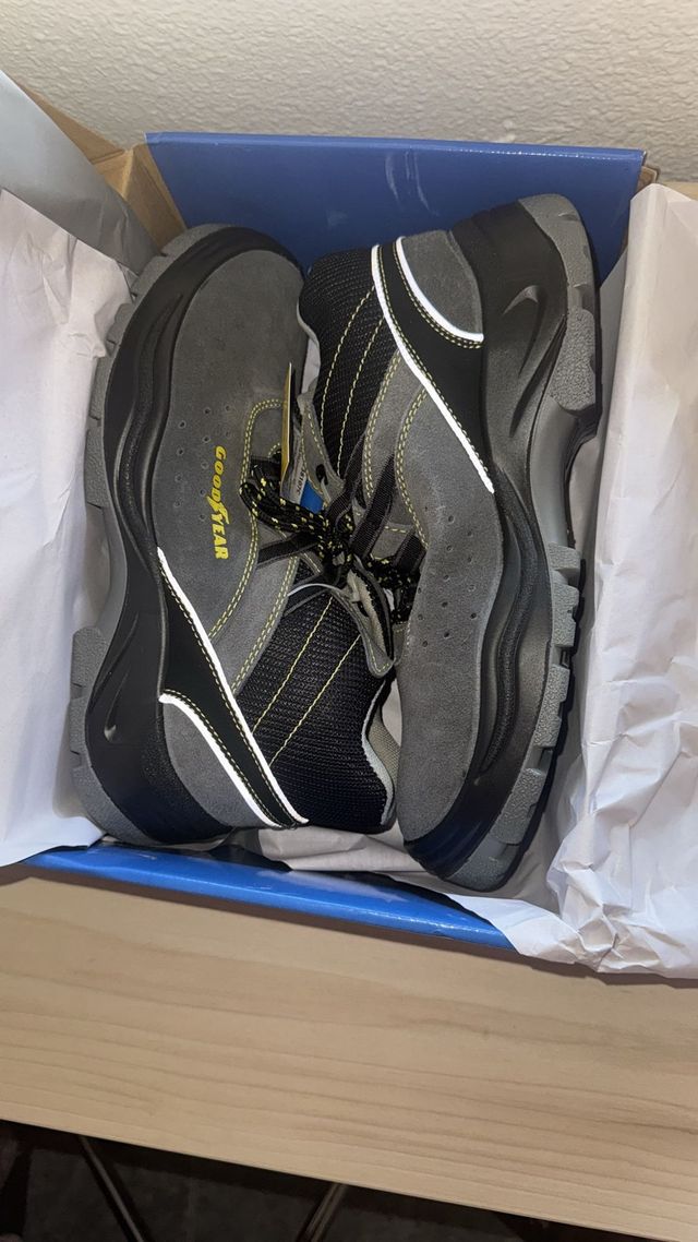 Stivali di sicurezza Goodyear taglia 42