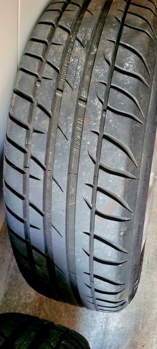 Rueda completa Volkswagen Golf IV
